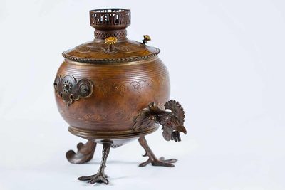 Старинный медный самовар — русское народное искусство